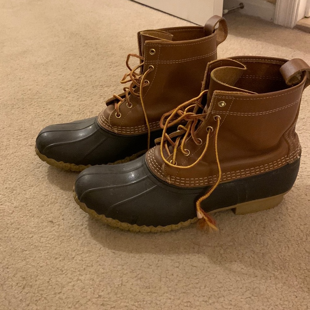 VINTAGE Bean Boots